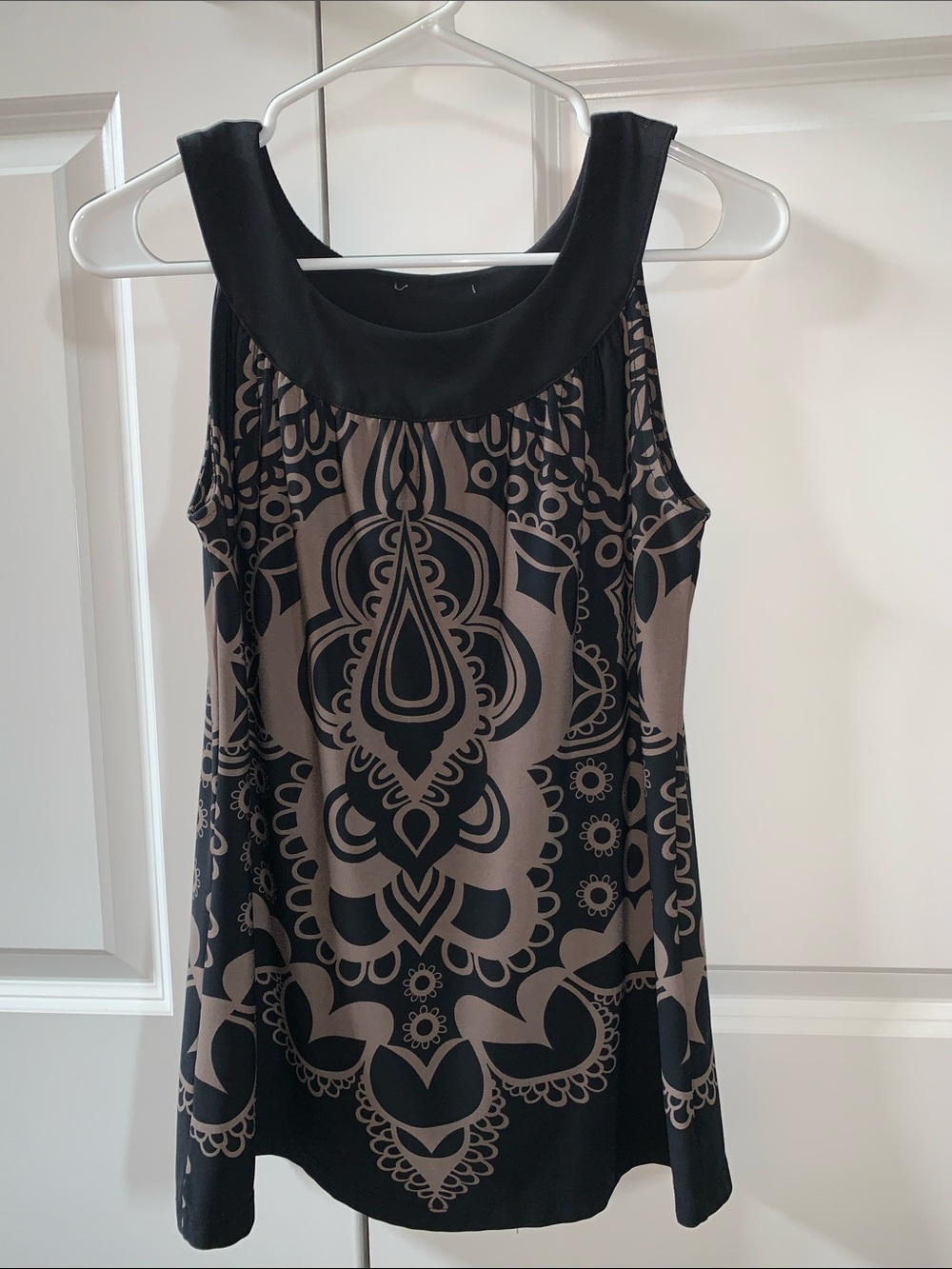 Black & Taupe Brown sleeveless Jersey Tunic Graphic Print